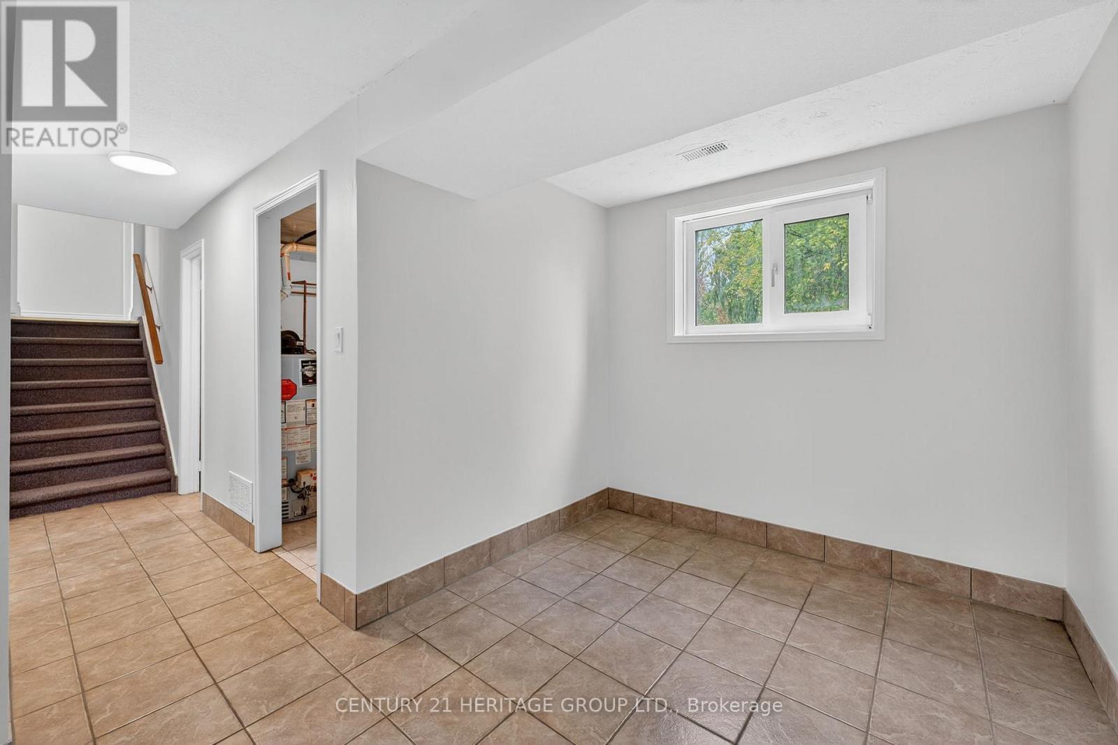 1087 County Rd 42, Clearview, Ontario  L0M 1S0 - Photo 37 - S12480009