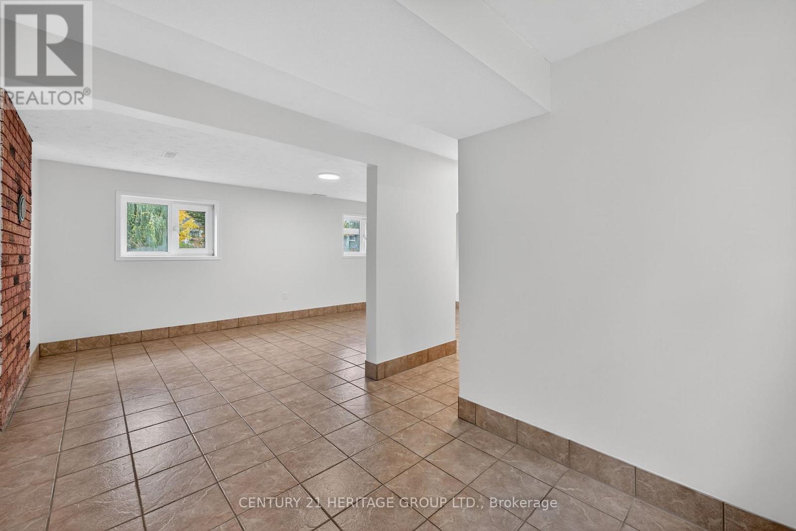 1087 County Rd 42, Clearview, Ontario  L0M 1S0 - Photo 38 - S12480009