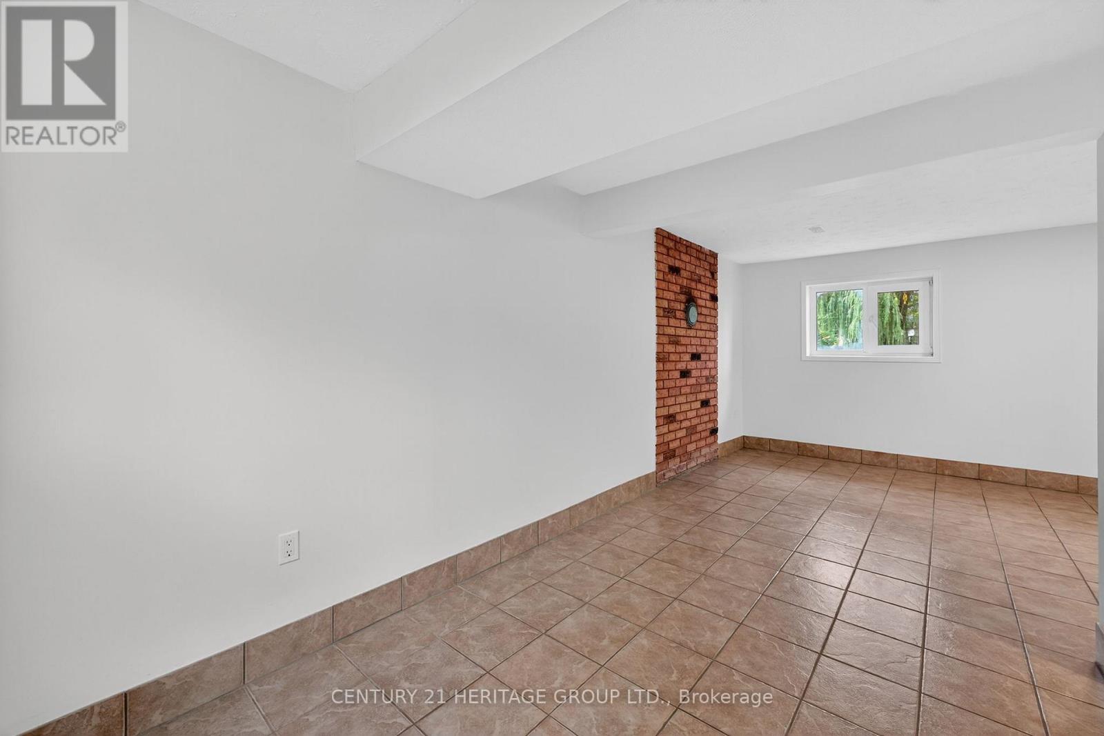 1087 County Rd 42, Clearview, Ontario  L0M 1S0 - Photo 39 - S12480009