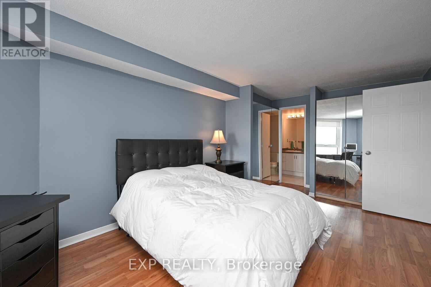 912 - 80 Sandcastle Drive, Ottawa, Ontario  K2H 9E7 - Photo 19 - X12480113