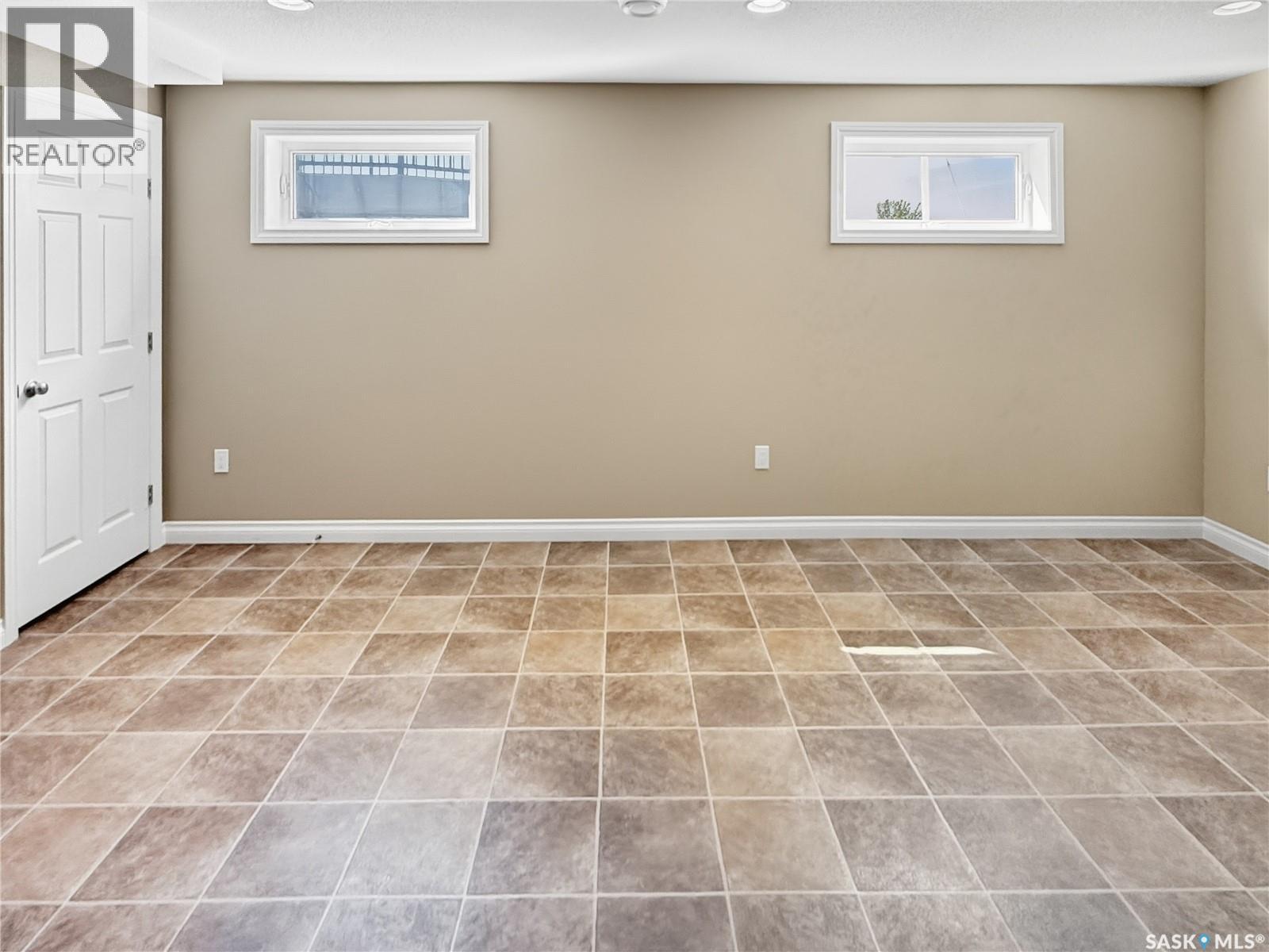 50 1st Avenue Sw, Swift Current, Saskatchewan  S9H 3G9 - Photo 26 - SK019661