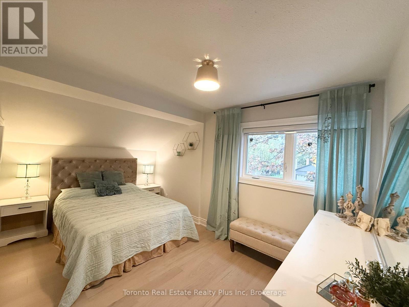 2797 Constable Road, Mississauga, Ontario  L5J 1W6 - Photo 17 - W12480012