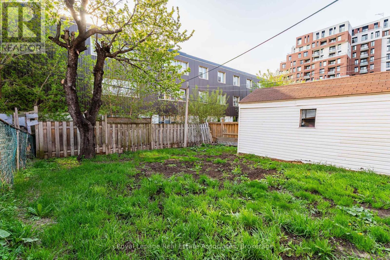 3032 Keele Street, Toronto, Ontario  M3M 2H4 - Photo 32 - W12480017