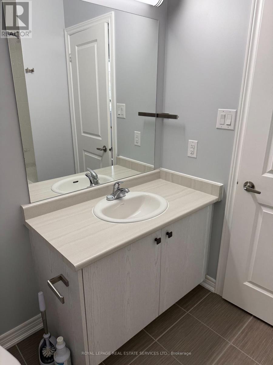 Upper - 50 Hashmi Place, Brampton, Ontario  L6Y 0H8 - Photo 11 - W12480020