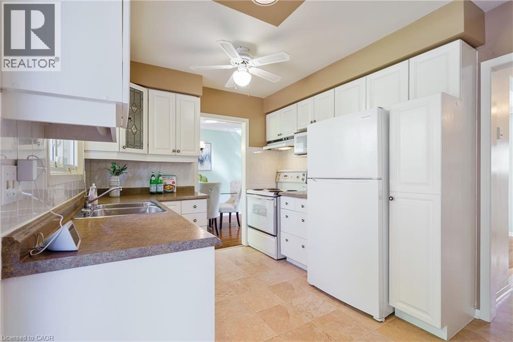 2073 Seafare Drive, Oakville, Ontario  L6L 1P5 - Photo 12 - 40781942