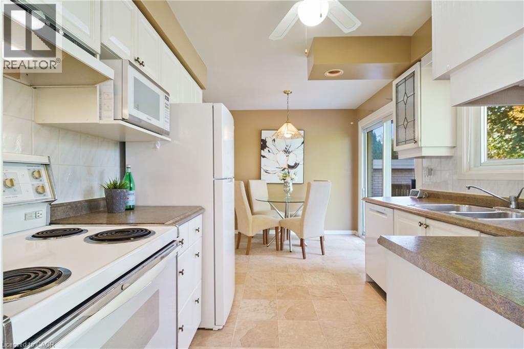 2073 Seafare Drive, Oakville, Ontario  L6L 1P5 - Photo 10 - 40781942