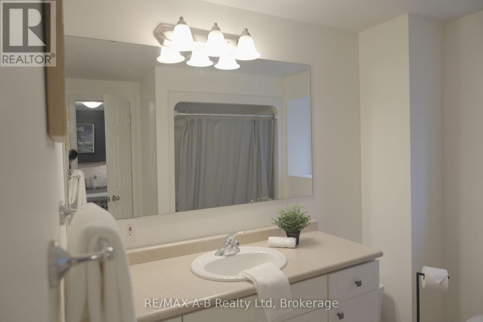 A - 175 Vermont Street, Waterloo, Ontario  N2J 2M9 - Photo 20 - X12480134