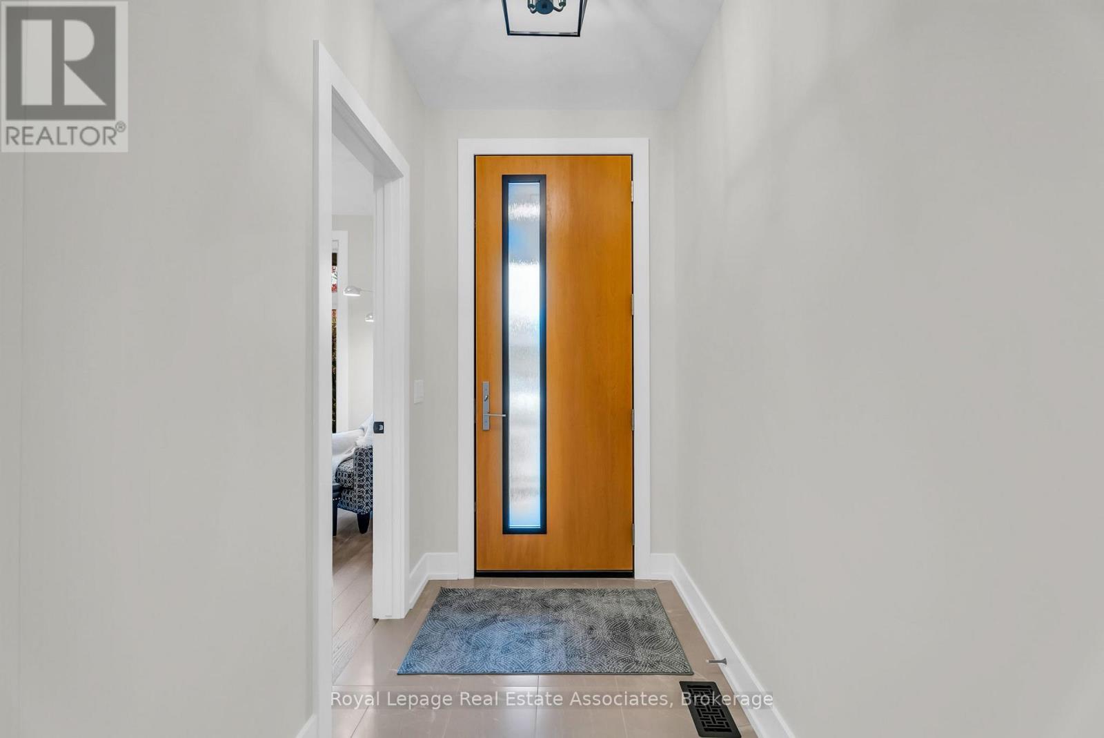 28 Juniper Trail, Welland, Ontario  L3C 0H5 - Photo 6 - X12479964