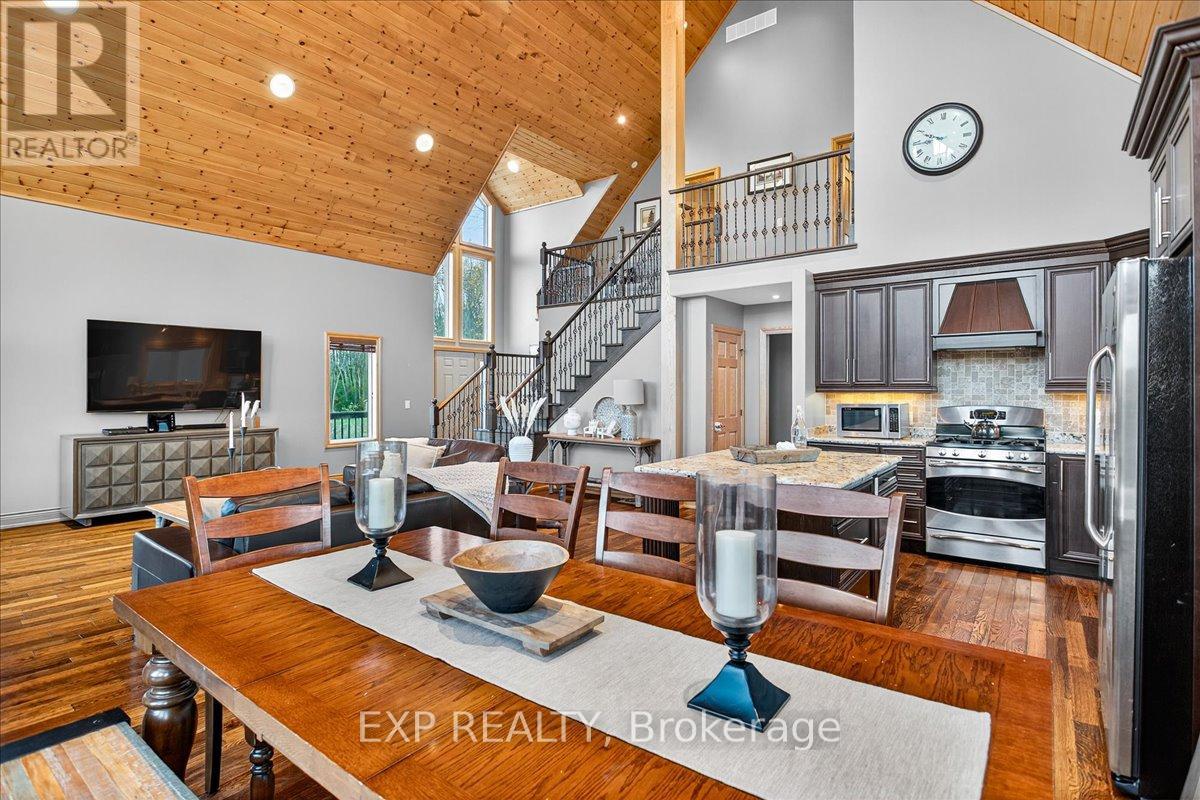 192 Sunset Boulevard, Blue Mountains, Ontario  N0H 2P0 - Photo 25 - X12479967