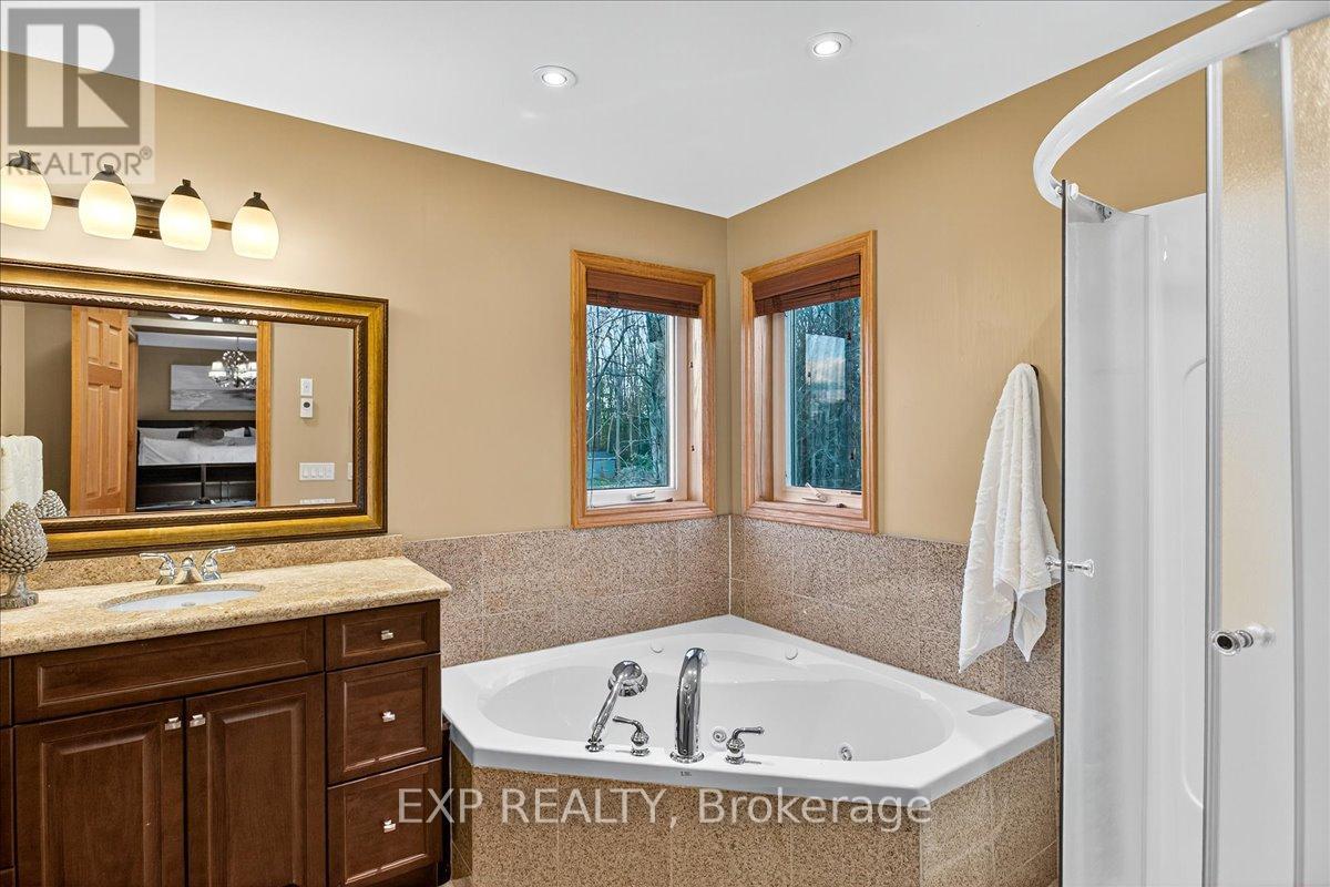 192 Sunset Boulevard, Blue Mountains, Ontario  N0H 2P0 - Photo 34 - X12479967