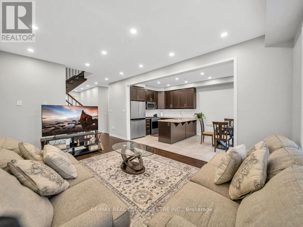 19 Pickett Place, Cambridge, Ontario  N3E 0B4 - Photo 13 - X12480002