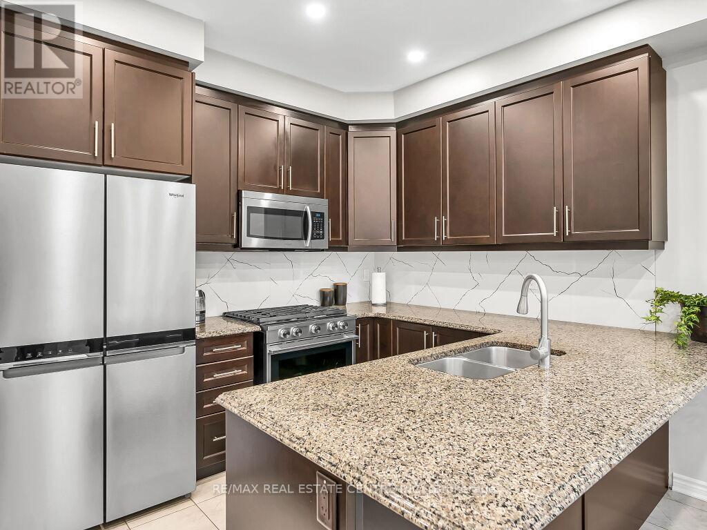 19 Pickett Place, Cambridge, Ontario  N3E 0B4 - Photo 14 - X12480002