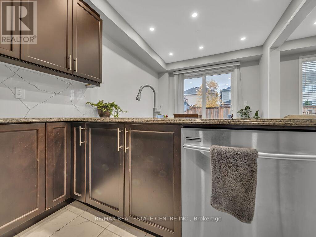 19 Pickett Place, Cambridge, Ontario  N3E 0B4 - Photo 17 - X12480002
