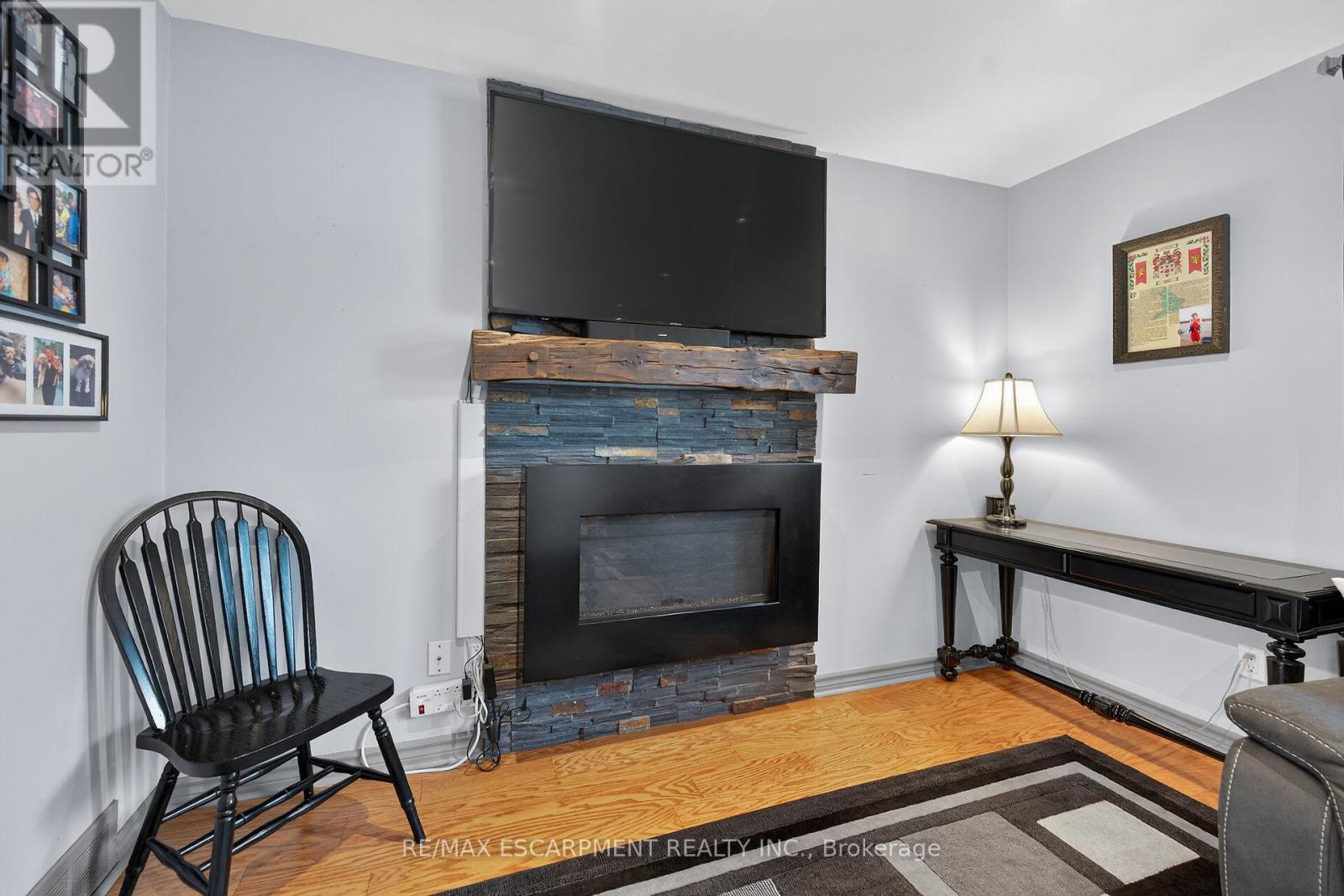211 Birchcliffe Crescent, Hamilton, Ontario  L8T 4L1 - Photo 21 - X12480007
