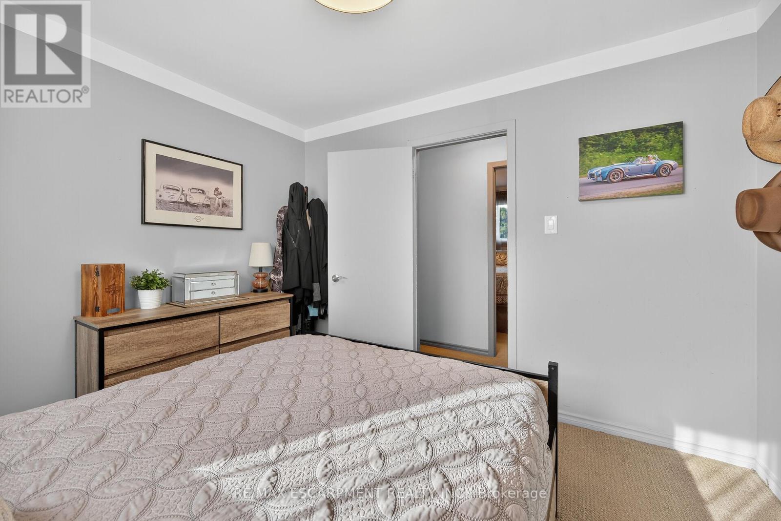 211 Birchcliffe Crescent, Hamilton, Ontario  L8T 4L1 - Photo 24 - X12480007