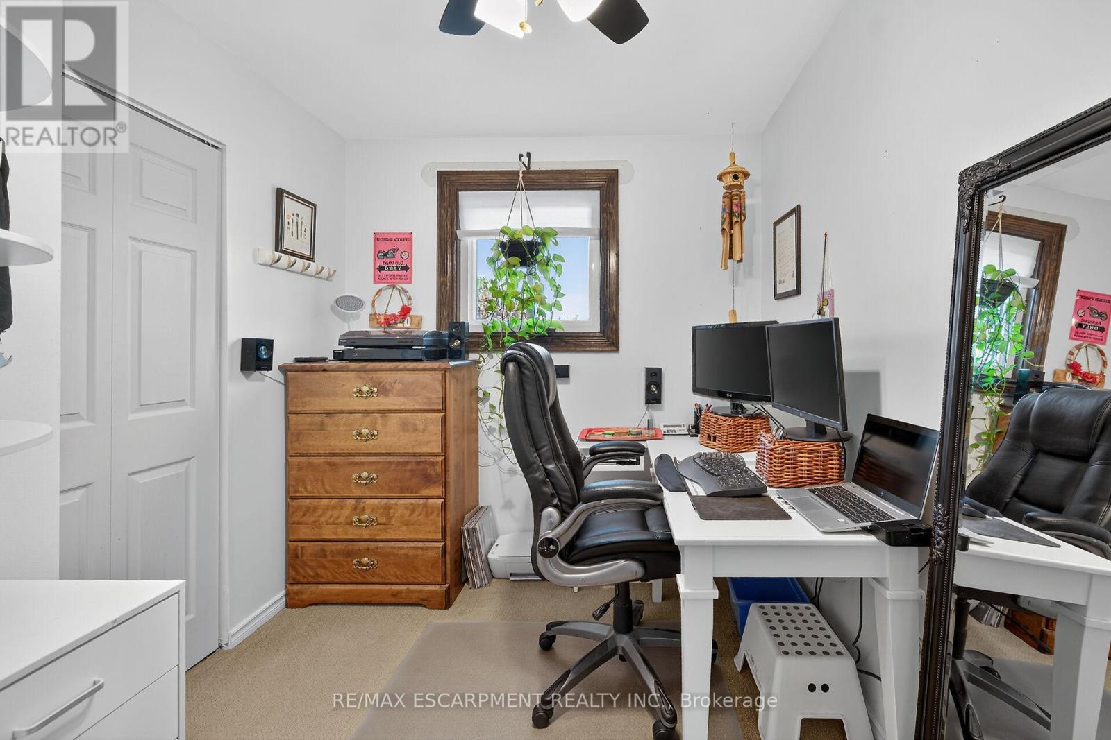 211 Birchcliffe Crescent, Hamilton, Ontario  L8T 4L1 - Photo 28 - X12480007