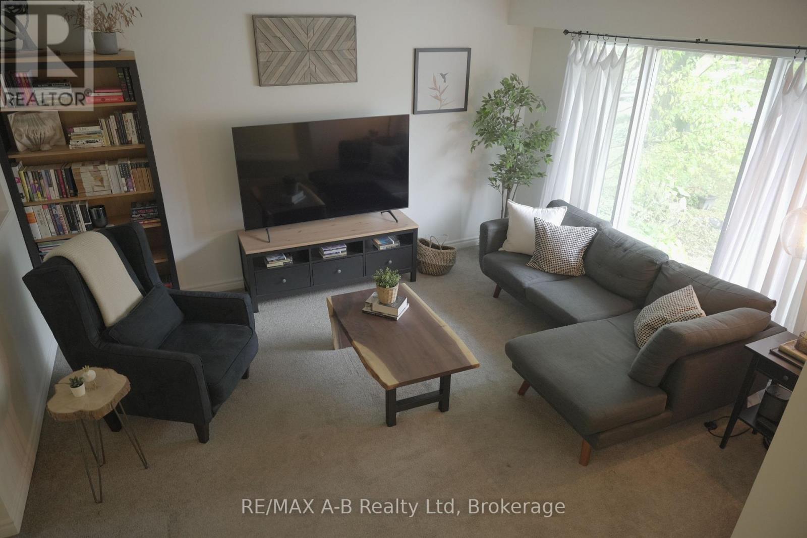 A - 175 Vermont Street, Waterloo, Ontario  N2J 2M9 - Photo 7 - X12480134
