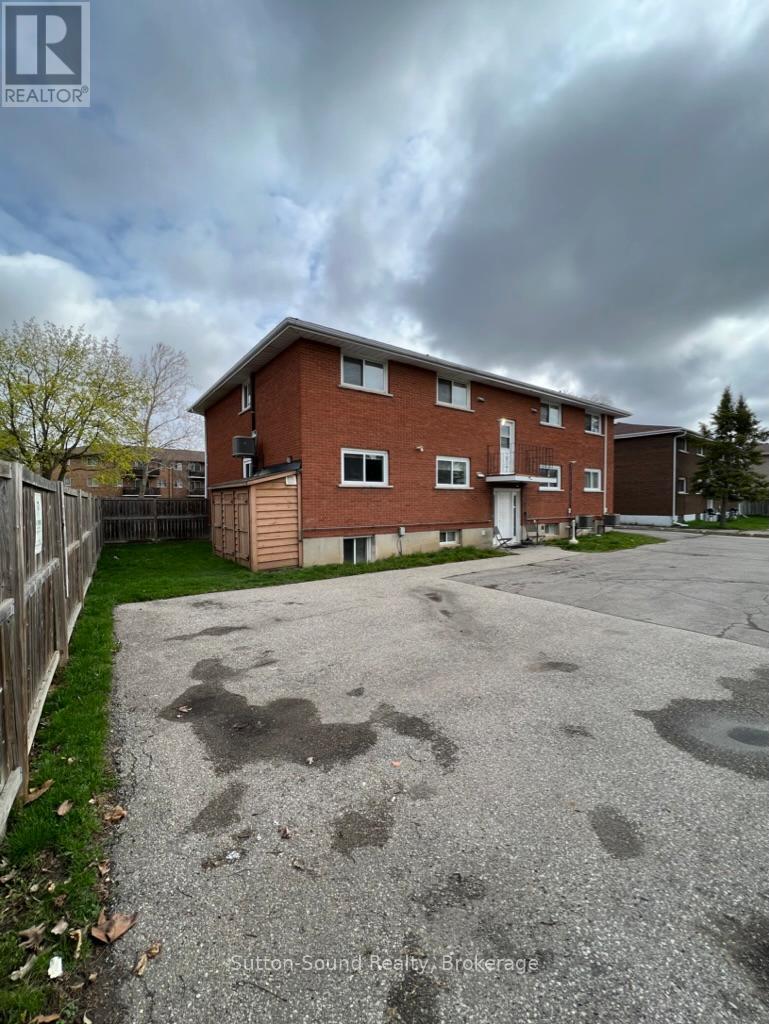 4 - 619 Grey Street, Brantford, Ontario  N3S 4Y2 - Photo 6 - X12480145