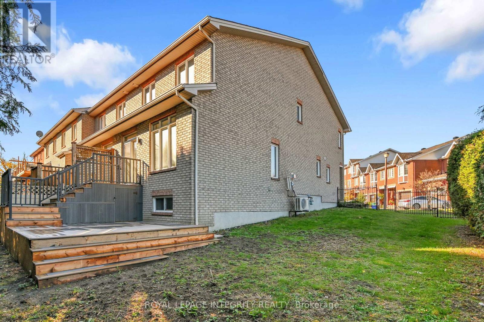137 Tall Oak Private, Ottawa, Ontario  K1G 6T3 - Photo 33 - X12476551