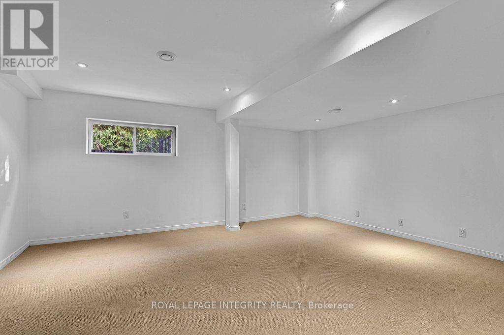 137 Tall Oak Private, Ottawa, Ontario  K1G 6T3 - Photo 29 - X12476551