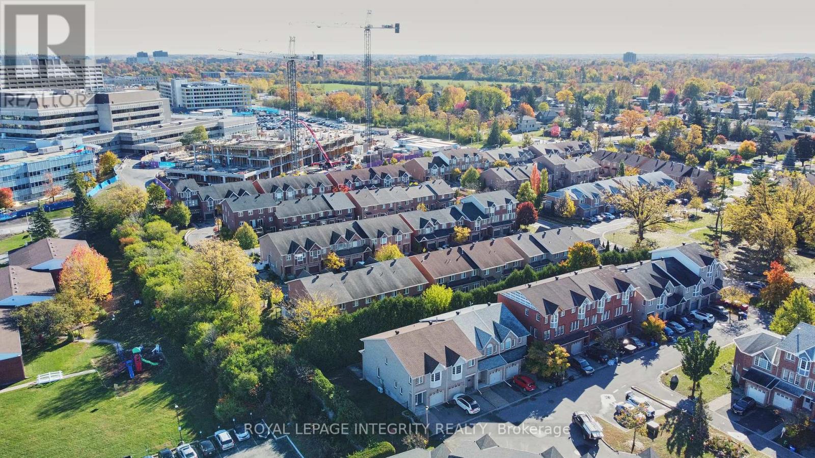 137 Tall Oak Private, Ottawa, Ontario  K1G 6T3 - Photo 42 - X12476551