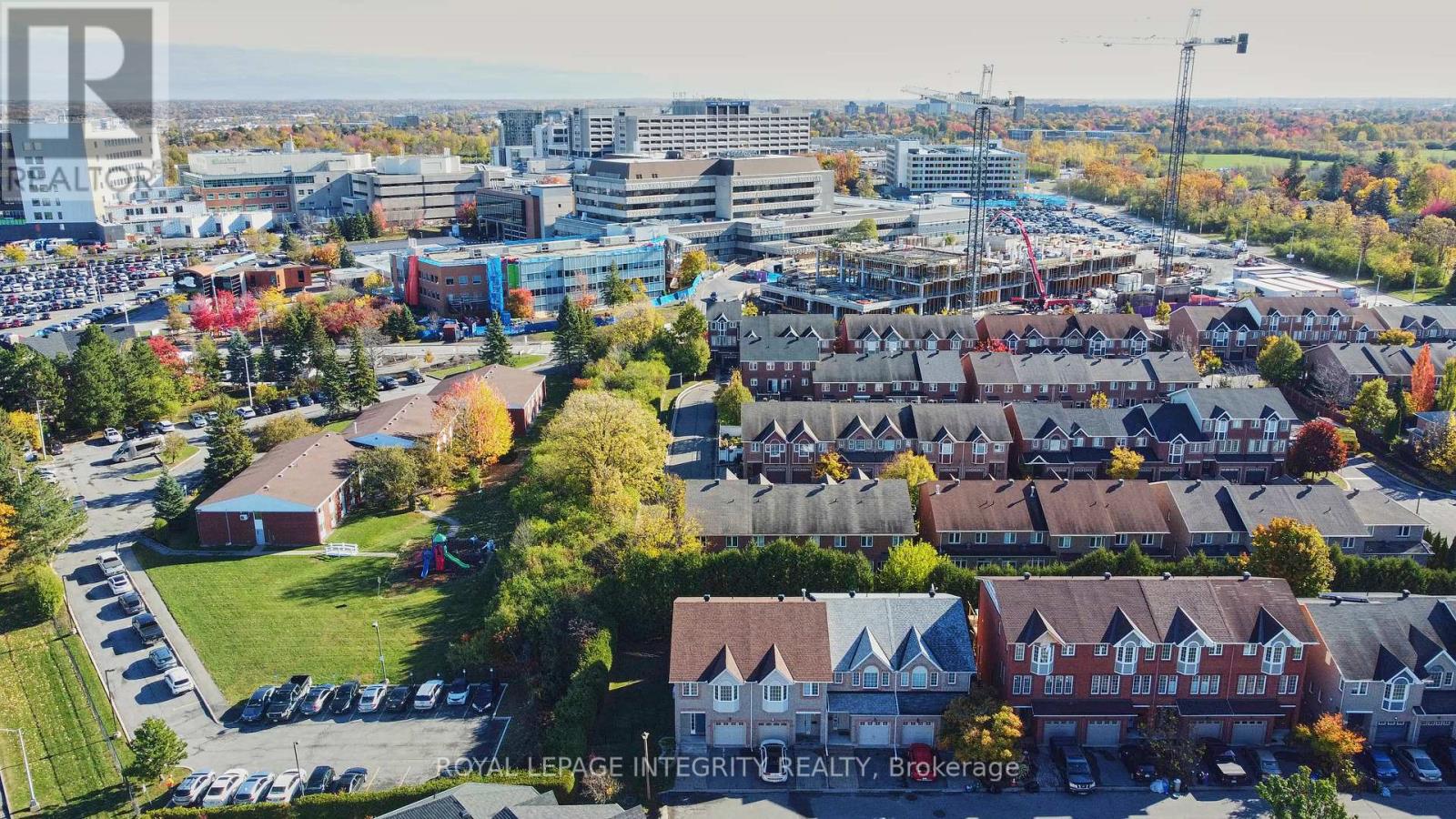 137 Tall Oak Private, Ottawa, Ontario  K1G 6T3 - Photo 41 - X12476551