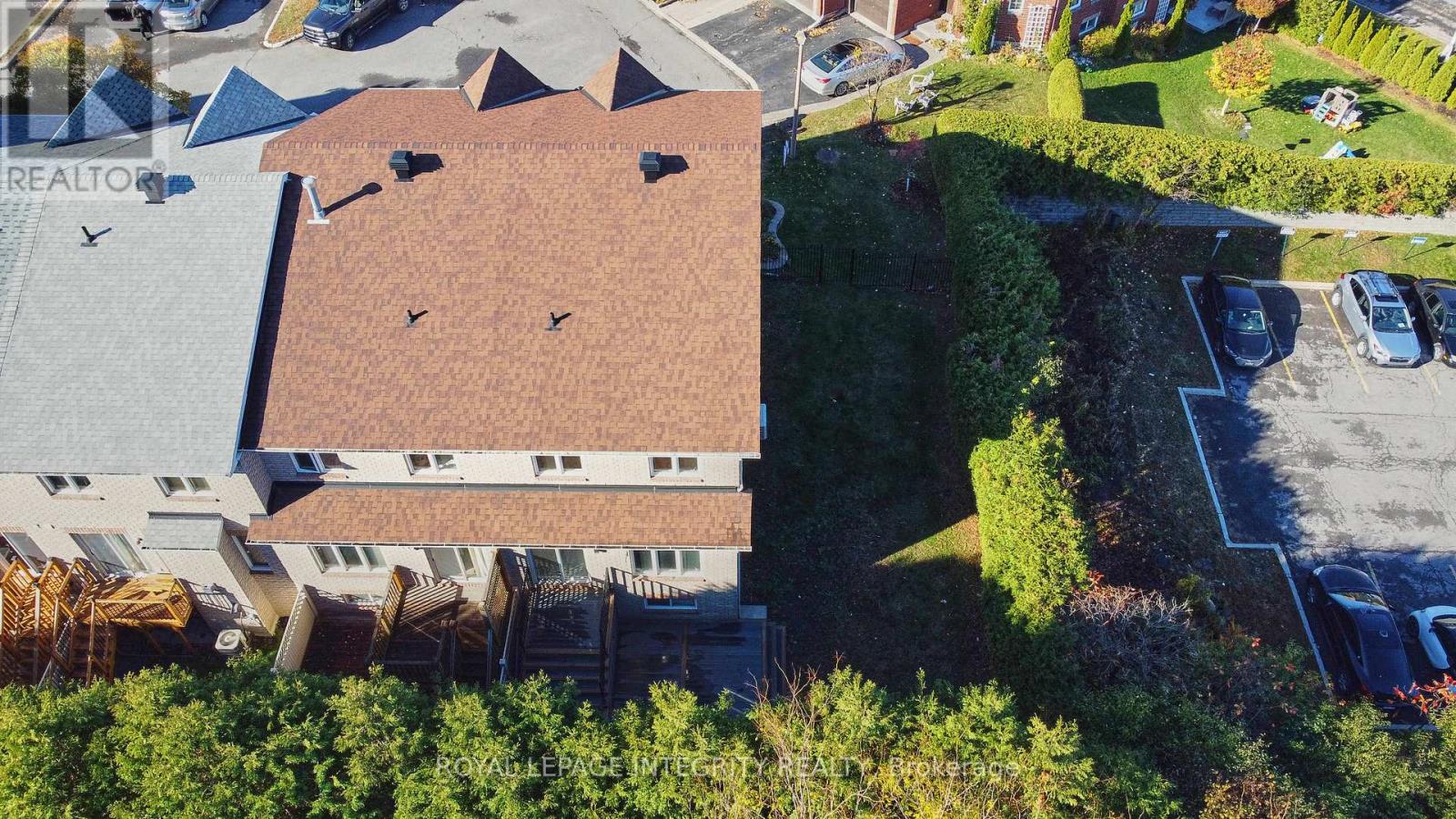 137 Tall Oak Private, Ottawa, Ontario  K1G 6T3 - Photo 39 - X12476551