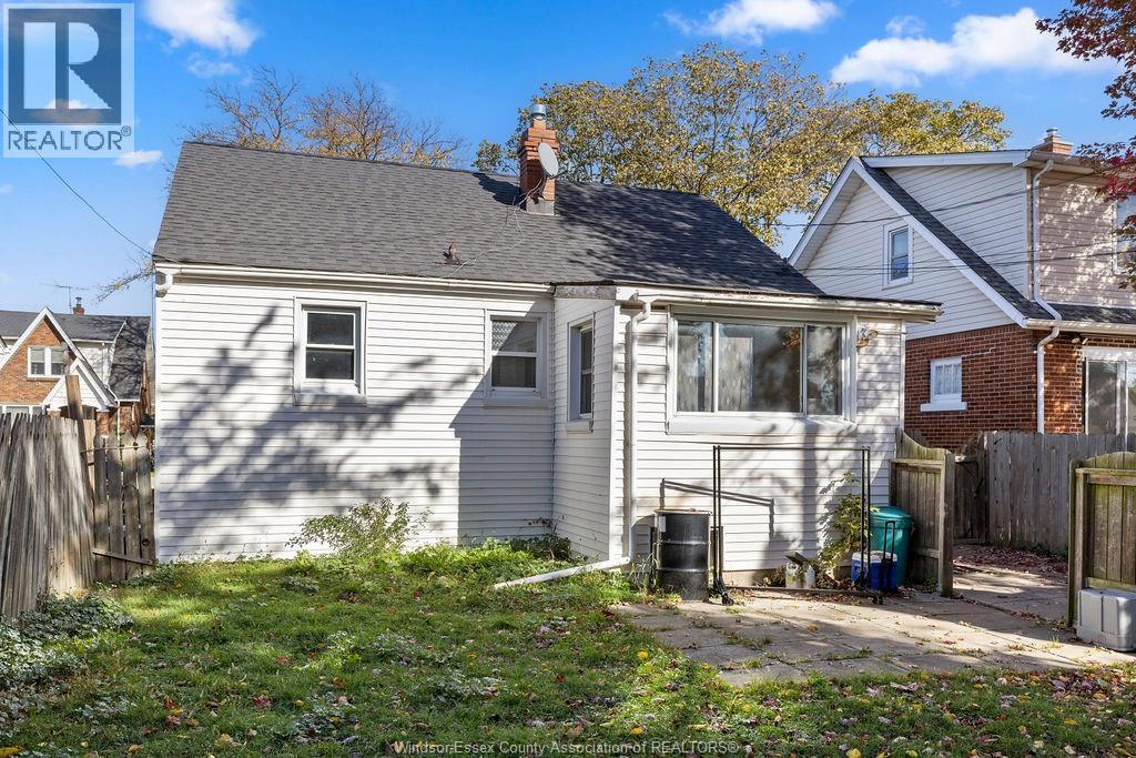 1851 Hickory, Windsor, Ontario  N8W 3X3 - Photo 17 - 25027077