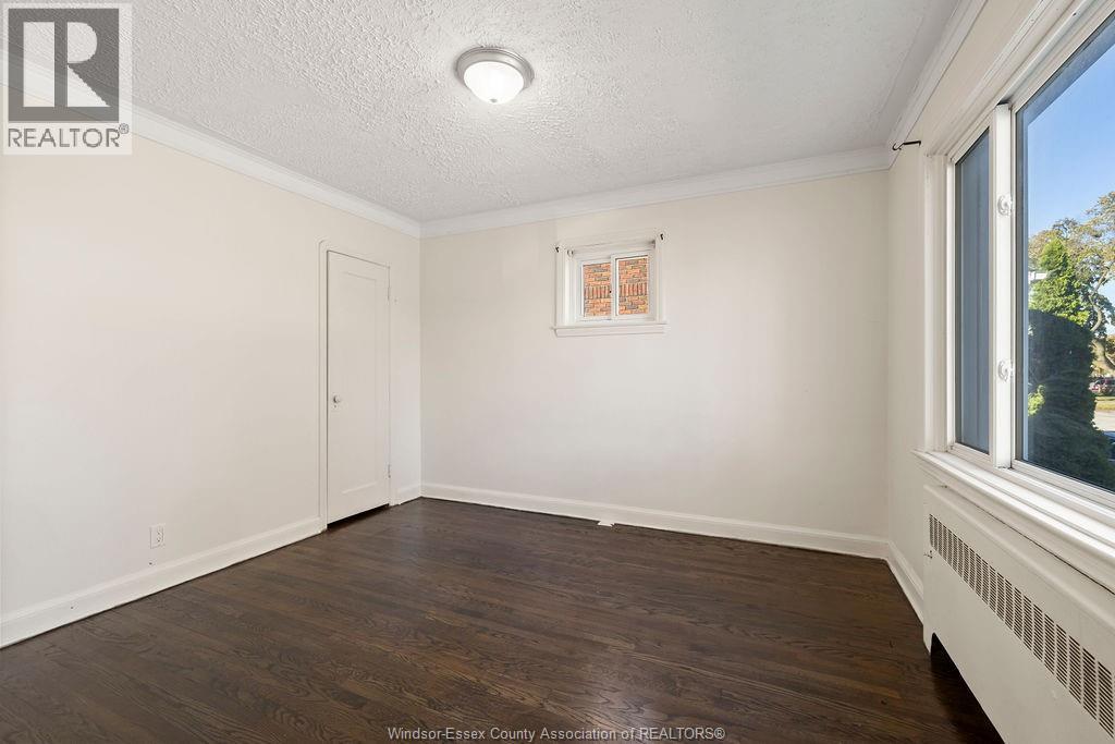 1851 Hickory, Windsor, Ontario  N8W 3X3 - Photo 6 - 25027077