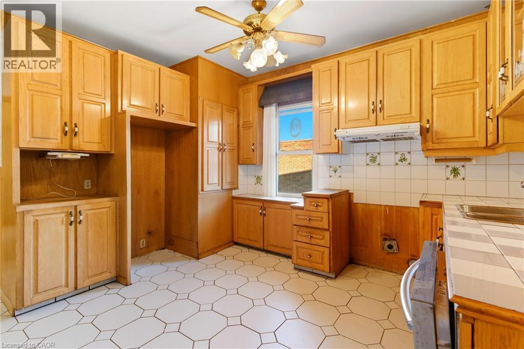 11 Holton Avenue S, Hamilton, Ontario  L8M 2L3 - Photo 6 - 40775242