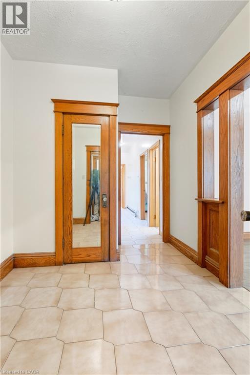 11 Holton Avenue S, Hamilton, Ontario  L8M 2L3 - Photo 2 - 40775242