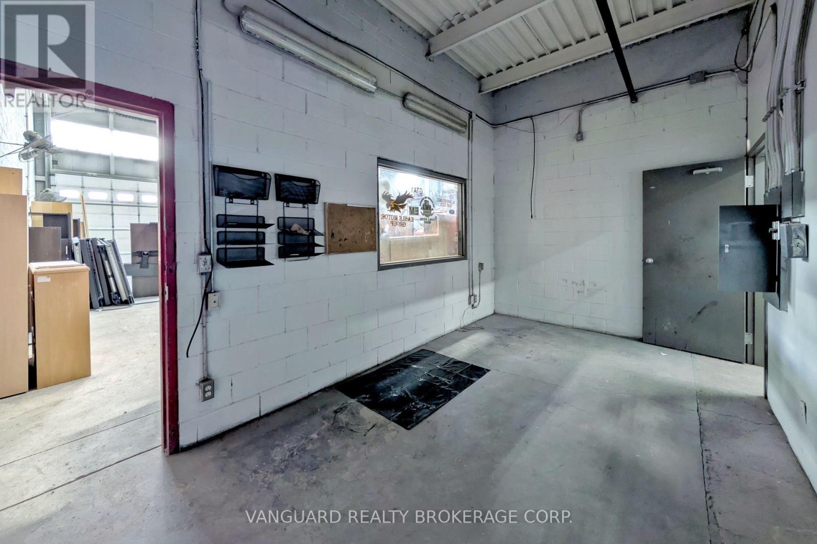 1b - 8 Cadetta Road, Brampton, Ontario  L6P 0X4 - Photo 36 - W12476913