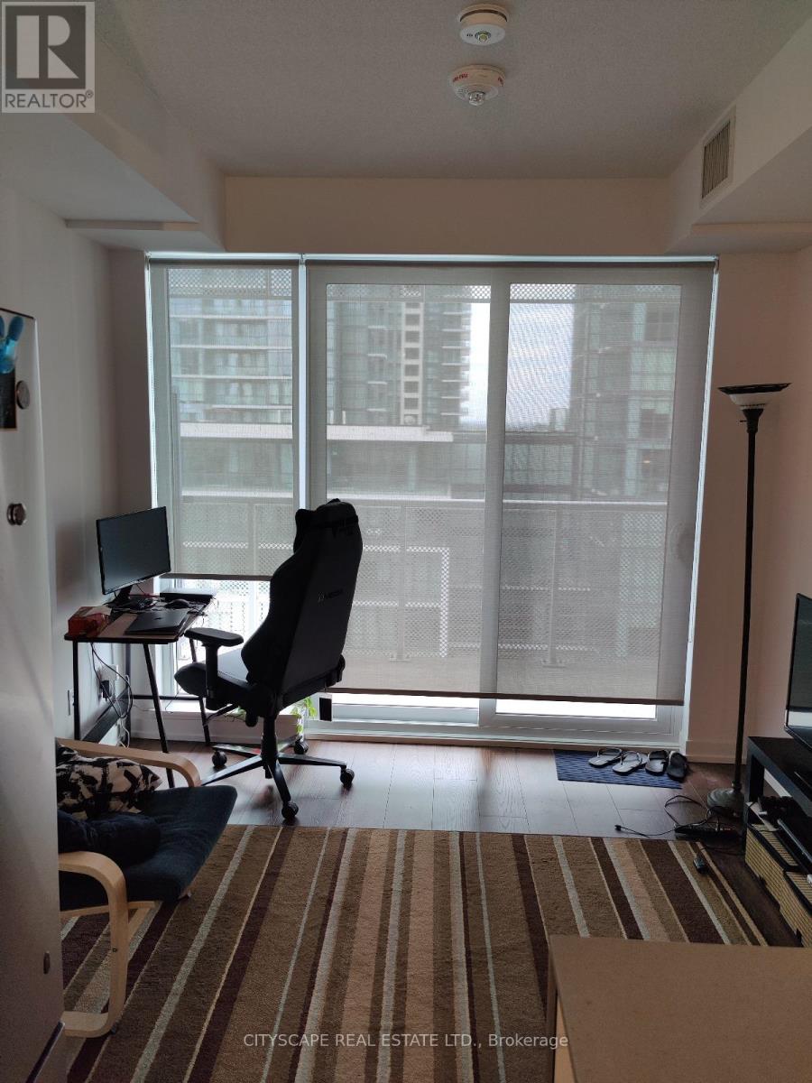 912 - 4065 Confederation Parkway, Mississauga, Ontario  L5M 0G2 - Photo 6 - W12479664