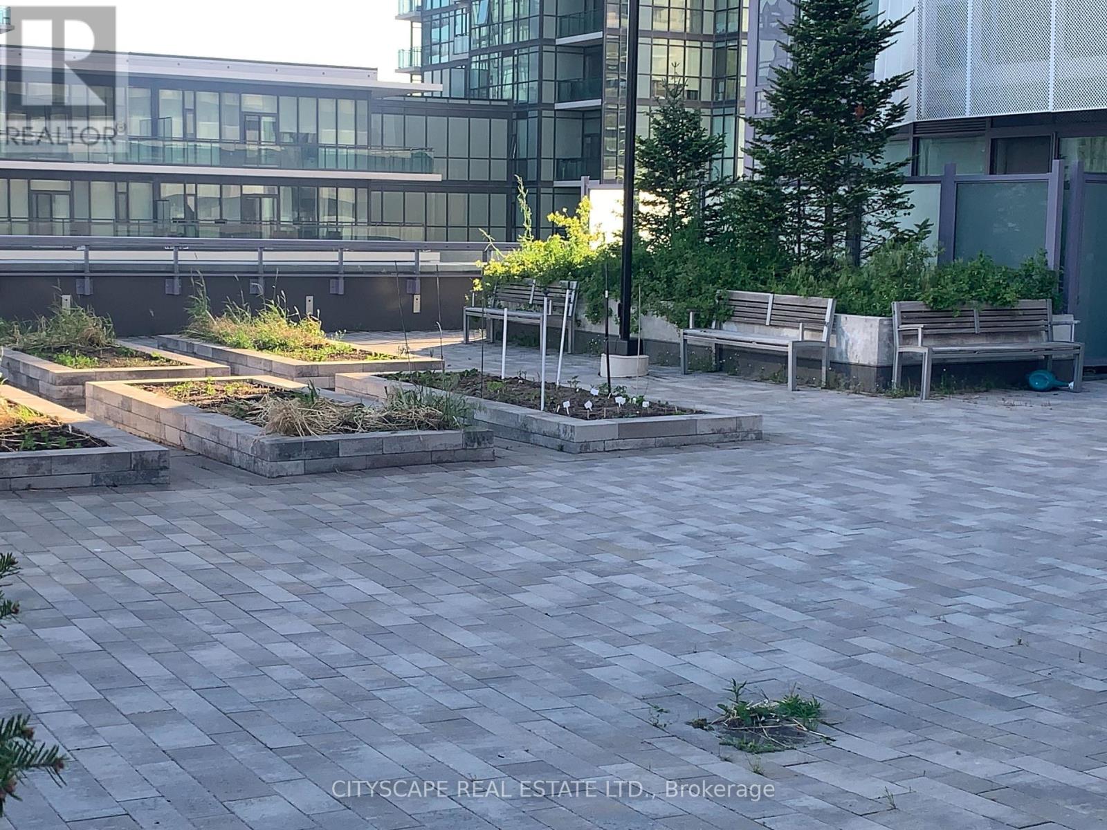 912 - 4065 Confederation Parkway, Mississauga, Ontario  L5M 0G2 - Photo 14 - W12479664