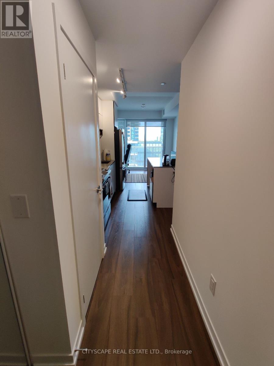 912 - 4065 Confederation Parkway, Mississauga, Ontario  L5M 0G2 - Photo 9 - W12479664