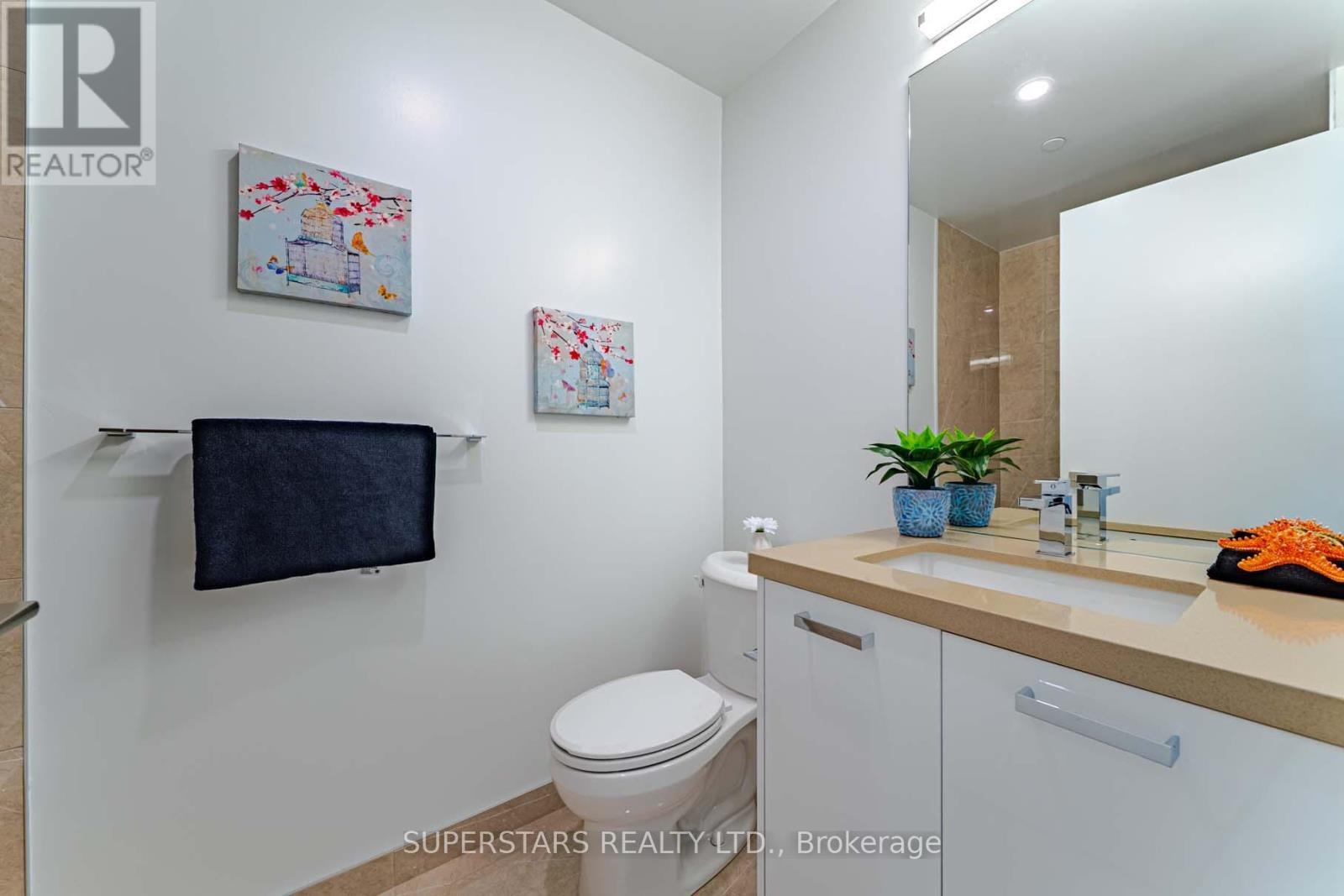 717 - 195 Mccaul Street, Toronto, Ontario  M5T 0E5 - Photo 14 - C12446894