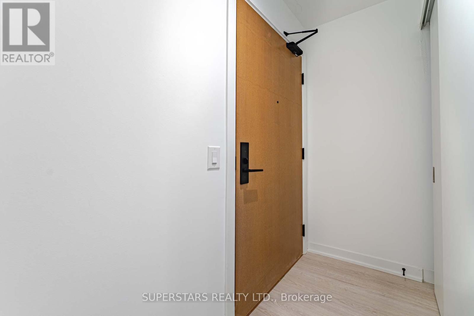 717 - 195 Mccaul Street, Toronto, Ontario  M5T 0E5 - Photo 18 - C12446894