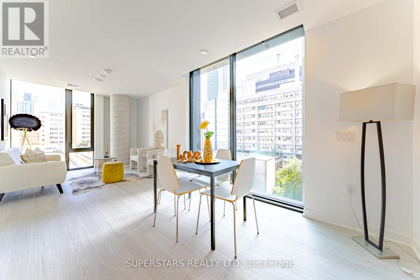 717 - 195 Mccaul Street, Toronto, Ontario  M5T 0E5 - Photo 3 - C12446894