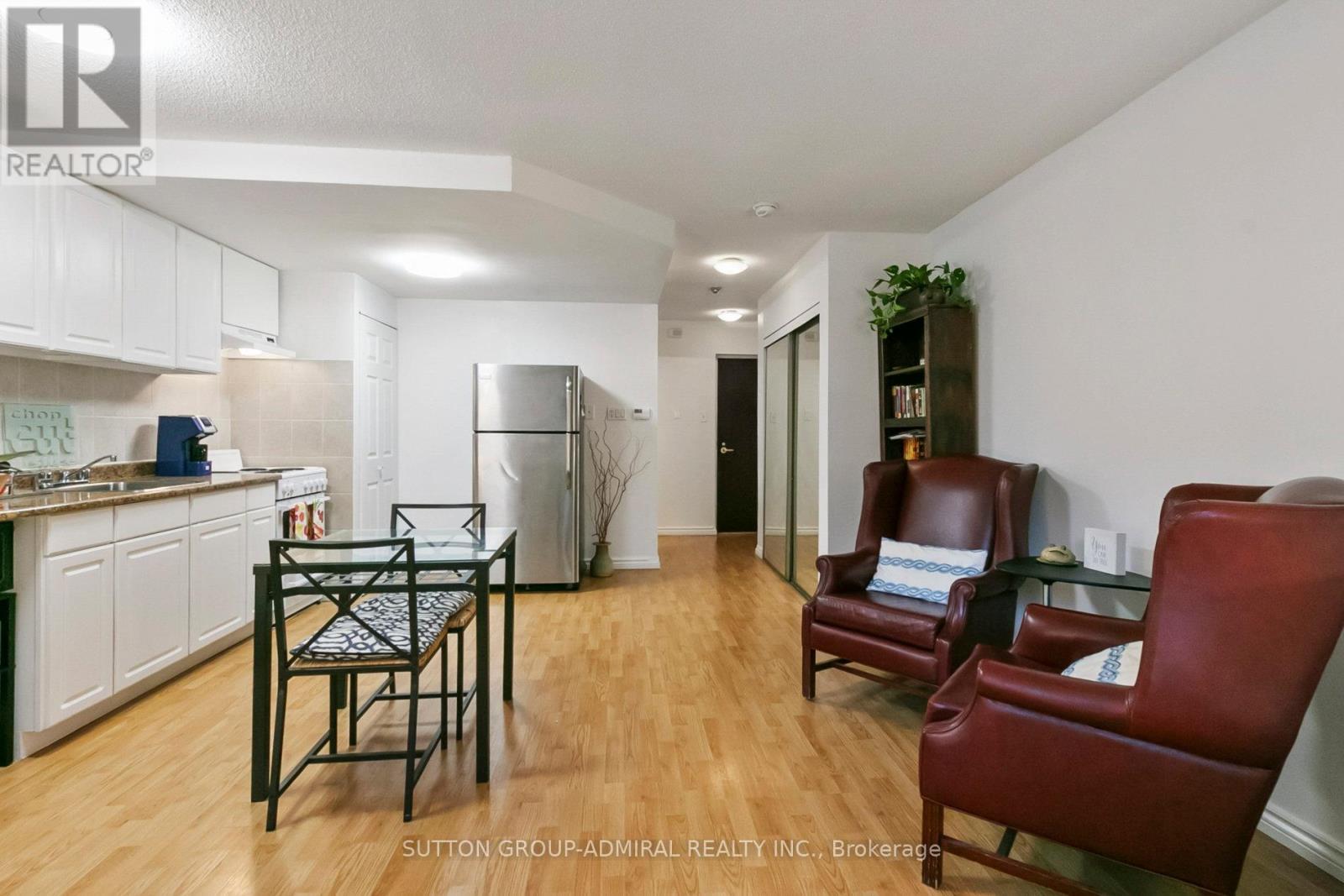 305 - 88 Charles Street, Toronto (Church-Yonge Corridor), Ontario  M4Y 2W7 - Photo 12 - C12475208