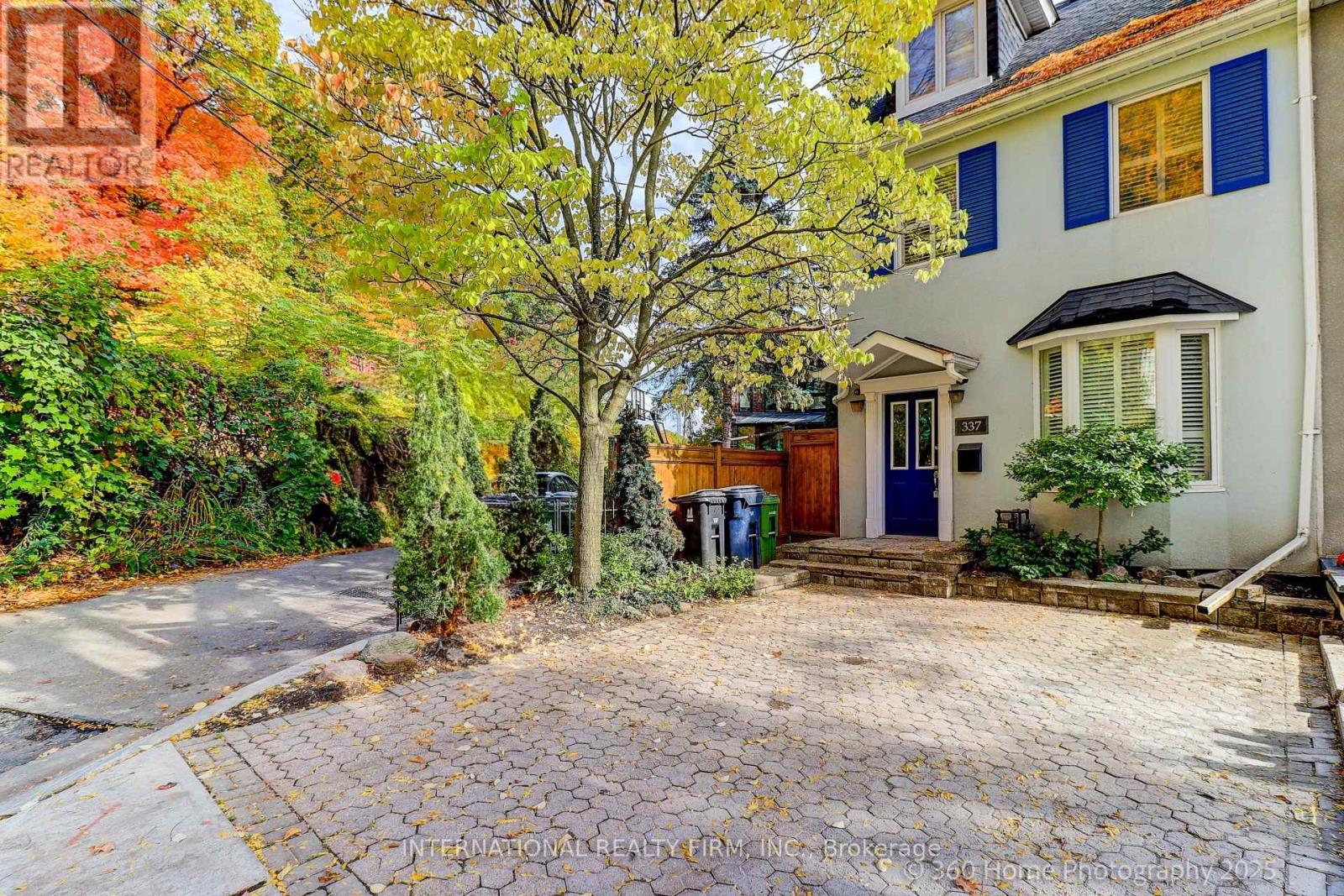 337 Glen Road, Toronto (Rosedale-Moore Park), Ontario  M4W 2X4 - Photo 2 - C12477211