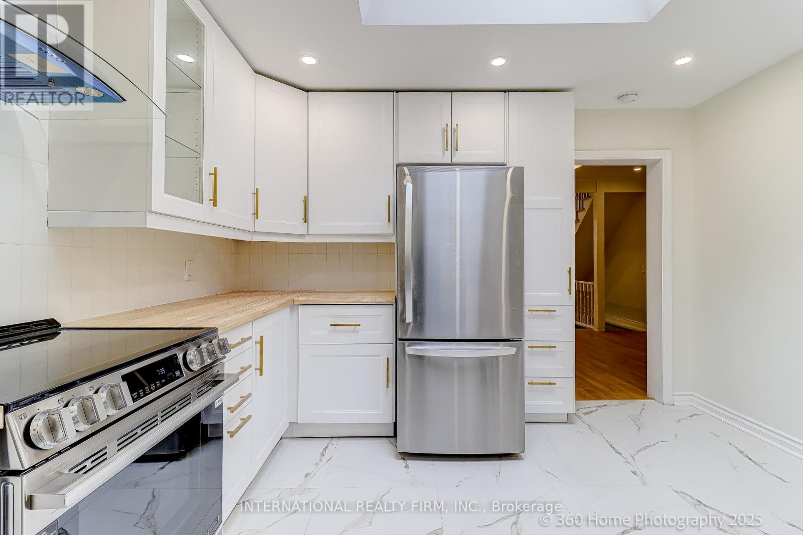 337 Glen Road, Toronto (Rosedale-Moore Park), Ontario  M4W 2X4 - Photo 7 - C12477211