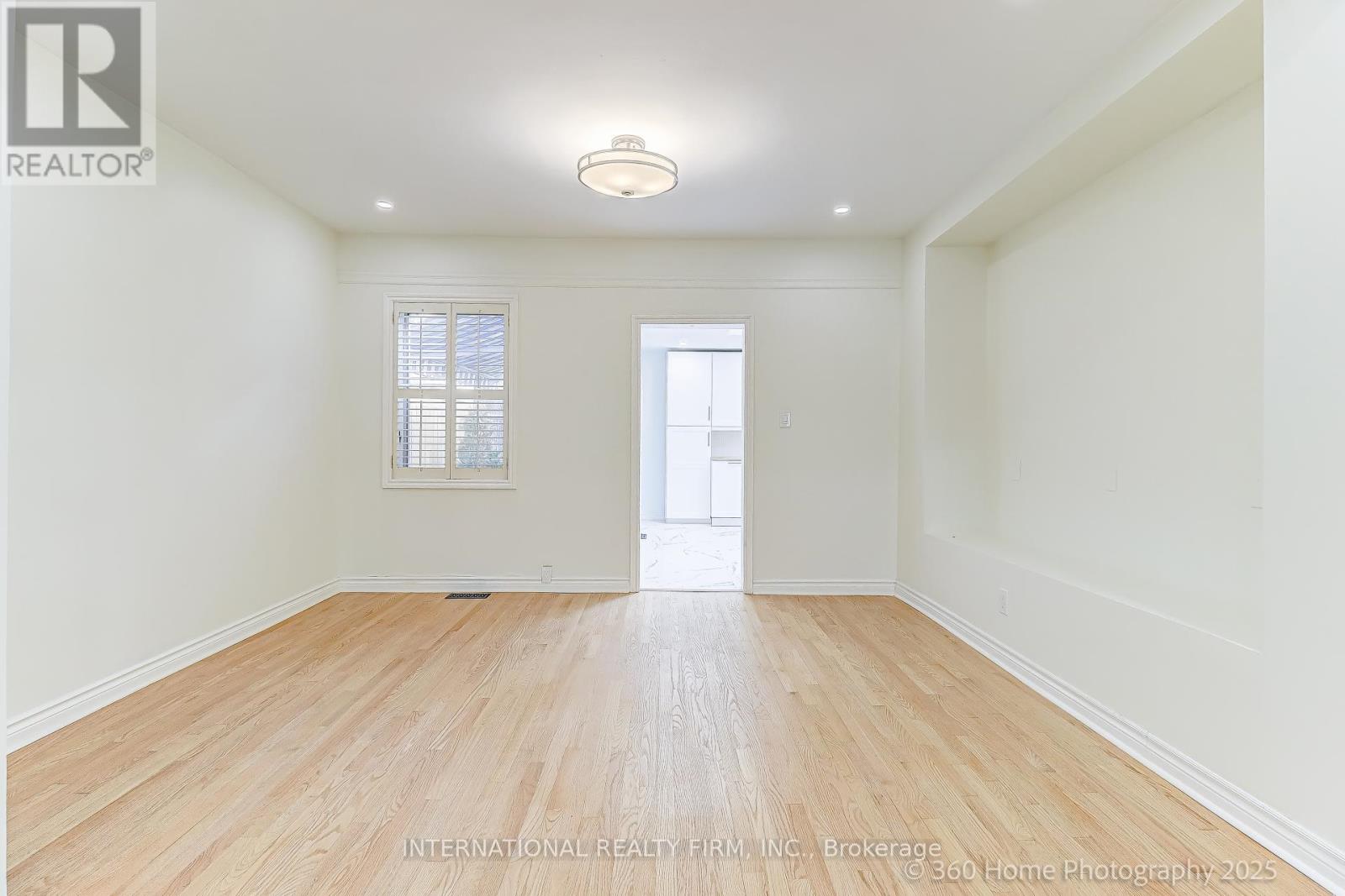 337 Glen Road, Toronto (Rosedale-Moore Park), Ontario  M4W 2X4 - Photo 9 - C12477211