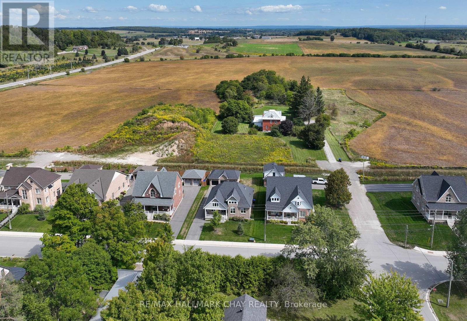 213 Mary Street, Clearview, Ontario  L0M 1G0 - Photo 47 - S12409795