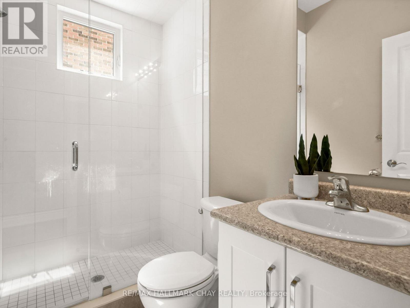 213 Mary Street, Clearview, Ontario  L0M 1G0 - Photo 37 - S12409795