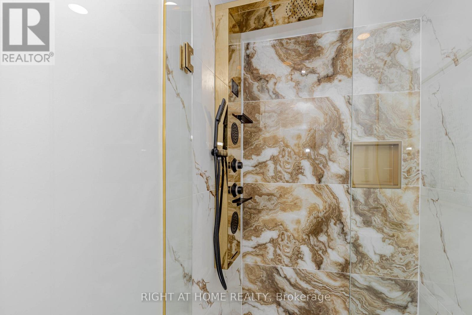 179 Archdekin Drive, Brampton, Ontario  L6V 1Y8 - Photo 33 - W12465631