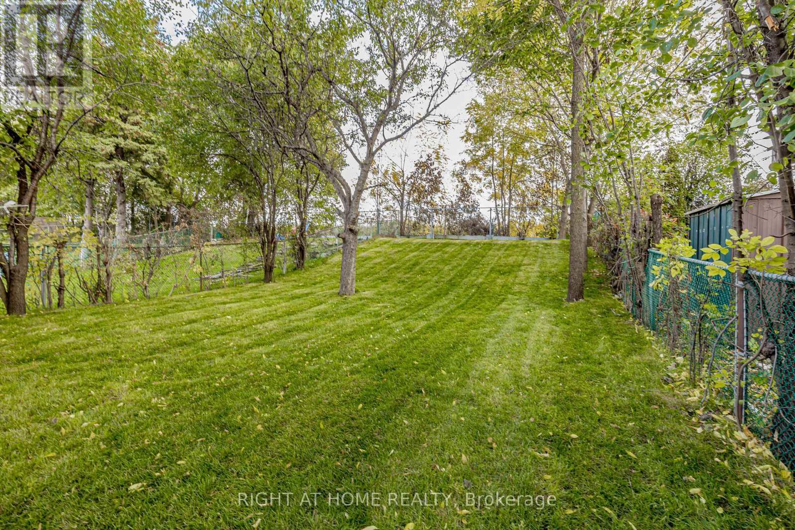 179 Archdekin Drive, Brampton, Ontario  L6V 1Y8 - Photo 48 - W12465631