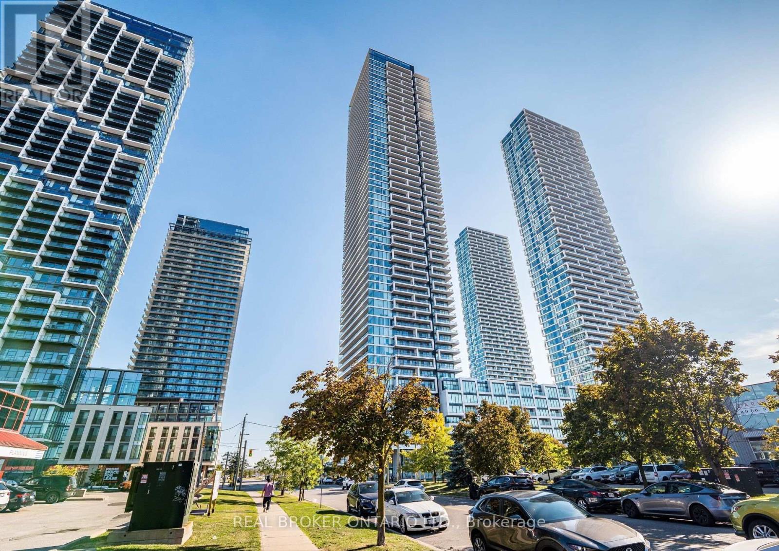 2501 - 950 PORTAGE PARKWAY, Vaughan, Ontario