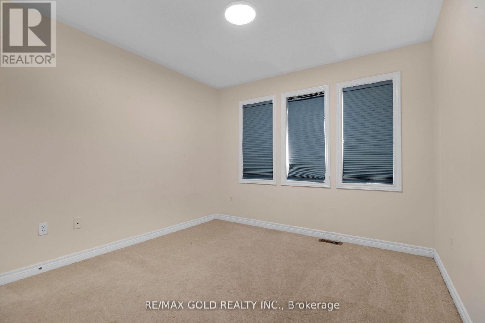 41 Fallstar Crescent, Brampton, Ontario  L7A 2J6 - Photo 22 - W12475081