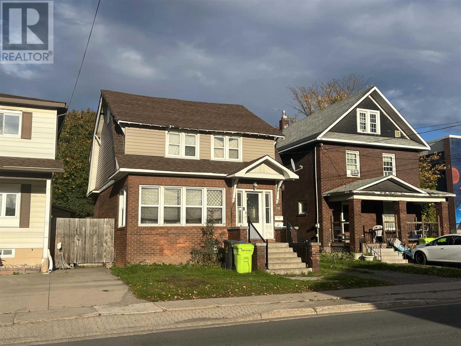 70 Wellington St E, Sault Ste. Marie, Ontario  P6A 2L2 - Photo 2 - SM253063