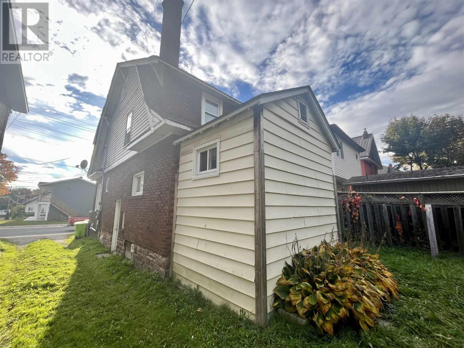 70 Wellington St E, Sault Ste. Marie, Ontario  P6A 2L2 - Photo 6 - SM253063